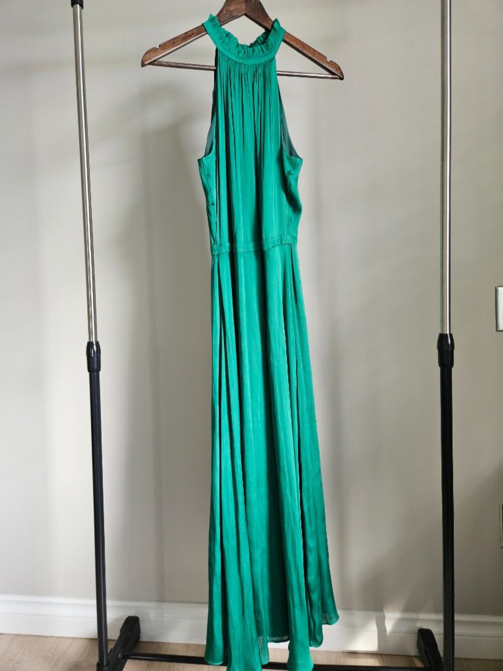 NWOT Banana Republic Pleated Halter Maxi Dress Emerald Green - Size 4 TALL